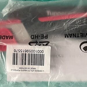 Tupperware Red and Black Utility Knife